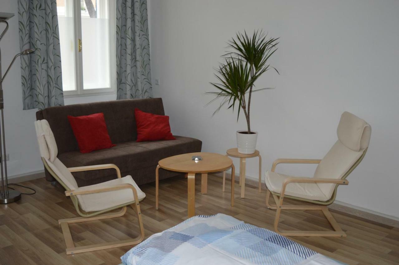 Wiener Ferienwohnung Екстериор снимка