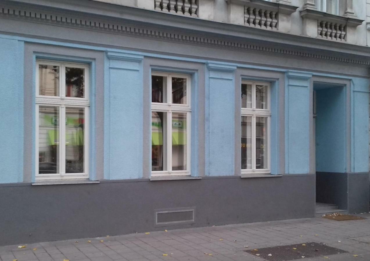 Wiener Ferienwohnung Екстериор снимка