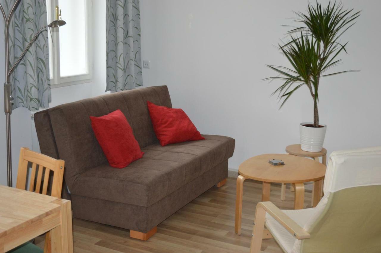Wiener Ferienwohnung Екстериор снимка