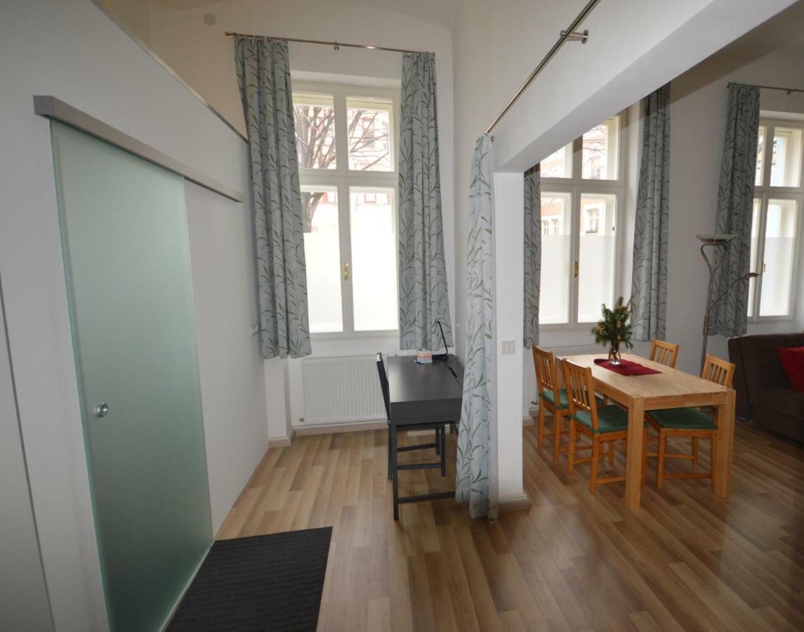 Wiener Ferienwohnung Екстериор снимка