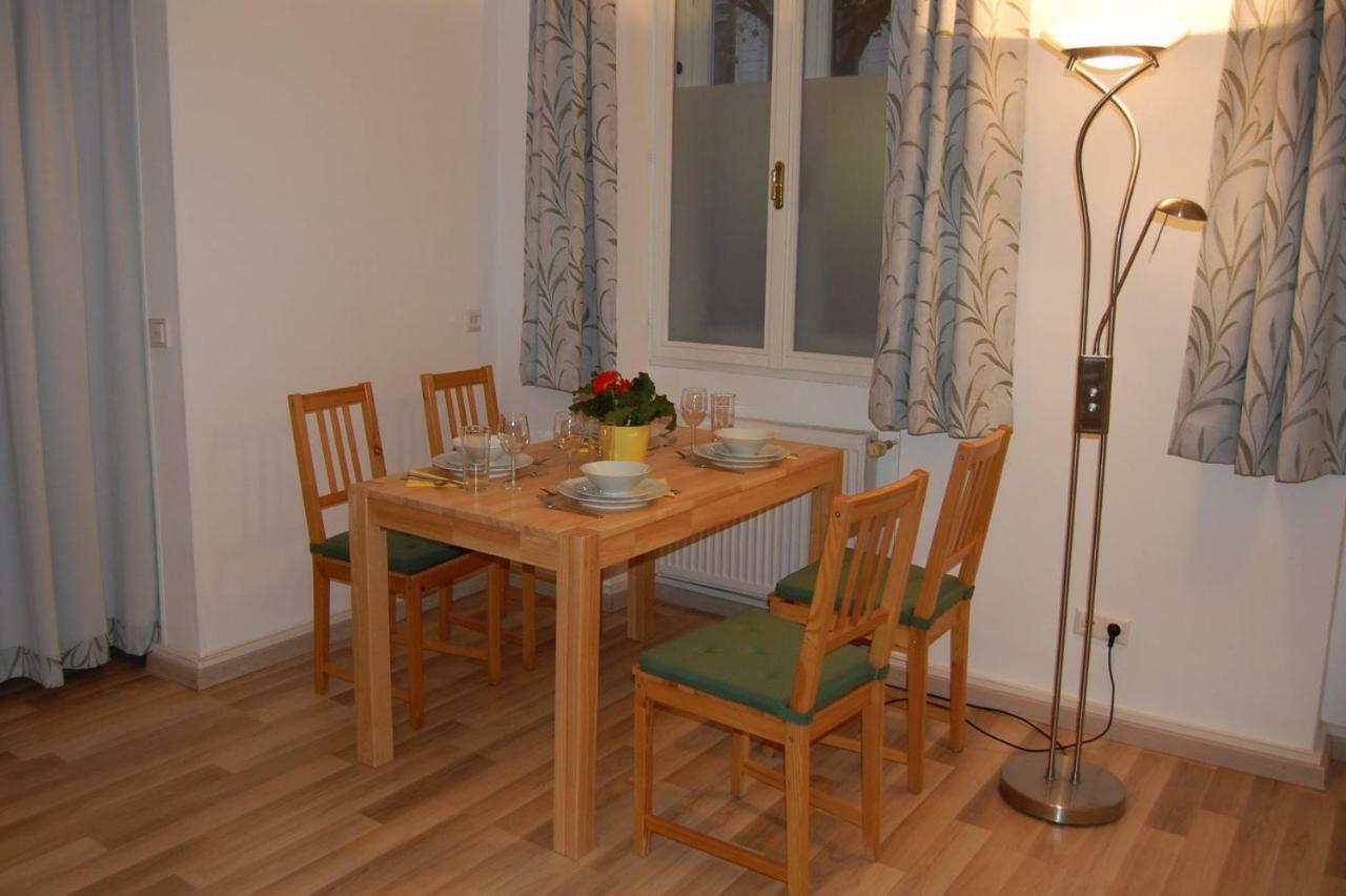 Wiener Ferienwohnung Екстериор снимка